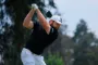 en golfspiller på banen