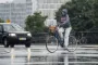 cyklist i regnvejr