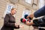 Mette Frederiksen møder pressen ved Amalienborg