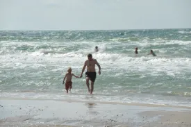 Tjek badevandet før strandturen: DMI har nu rekordmange målinger