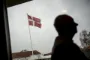 ældre mand med dannebrog