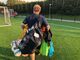 mand med fodbolde