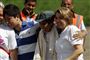 Alan Jara (i midten) er blevet frigivet af Farc. 
 Foto: AP/Fernando Vergara / POLFOTO