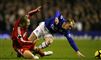 Liverpools Andrea Dossena og Evertons Tony Hibbert kæmper om bolden.
 Foto: AP Photo / Peter Byrne / POLFOTO