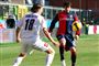 Martin Jørgensen er igen med i Fiorentina-truppen, som også tæller Riccardo Montolivo, der her spiller i hvid trøje.
 Foto: AP/Italo Banchero / POLFOTO
