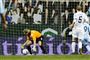 Der er ikke plads til flere drops af FCK-keeper Jesper Christiansen, hvis holdet i aften skal besejre Manchester City.
 Foto: Tariq Mikkel Khan / POLFOTO