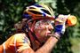 Dekker plasker med vand, da han var Rabobank-rytter
 Foto: AP/Christophe Ena / POLFOTO