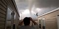 To mænd flygtede ikke fra tornado - de filmede den