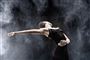 Dansk Danseteater indtager Operaens Takkelloft med dobbelt dansepremiere inspireret af valsens historie