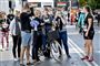 Se billederne: Skybrud, hagl og lyn skaber kaos i København